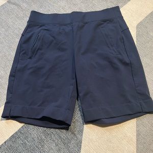 Athleta Modern Metro Bermuda Shorts - Size S - EUC